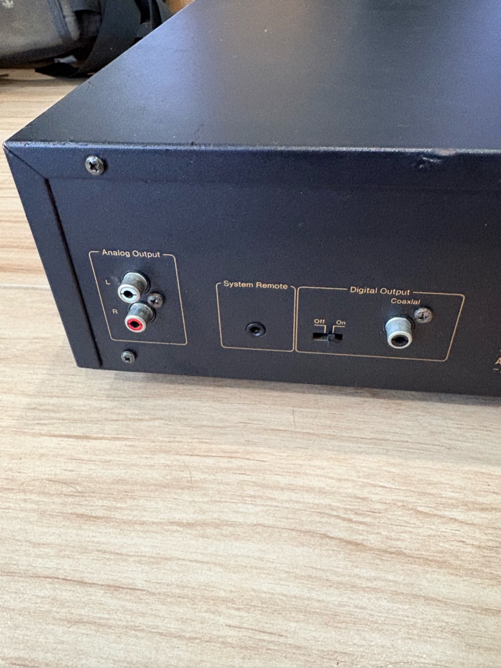 Nakamichi Vintage CDC-3A Compact Disc Player Changer. Turns On For Parts - Picture 9 of 13